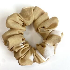 Frappé nude Scrunchie